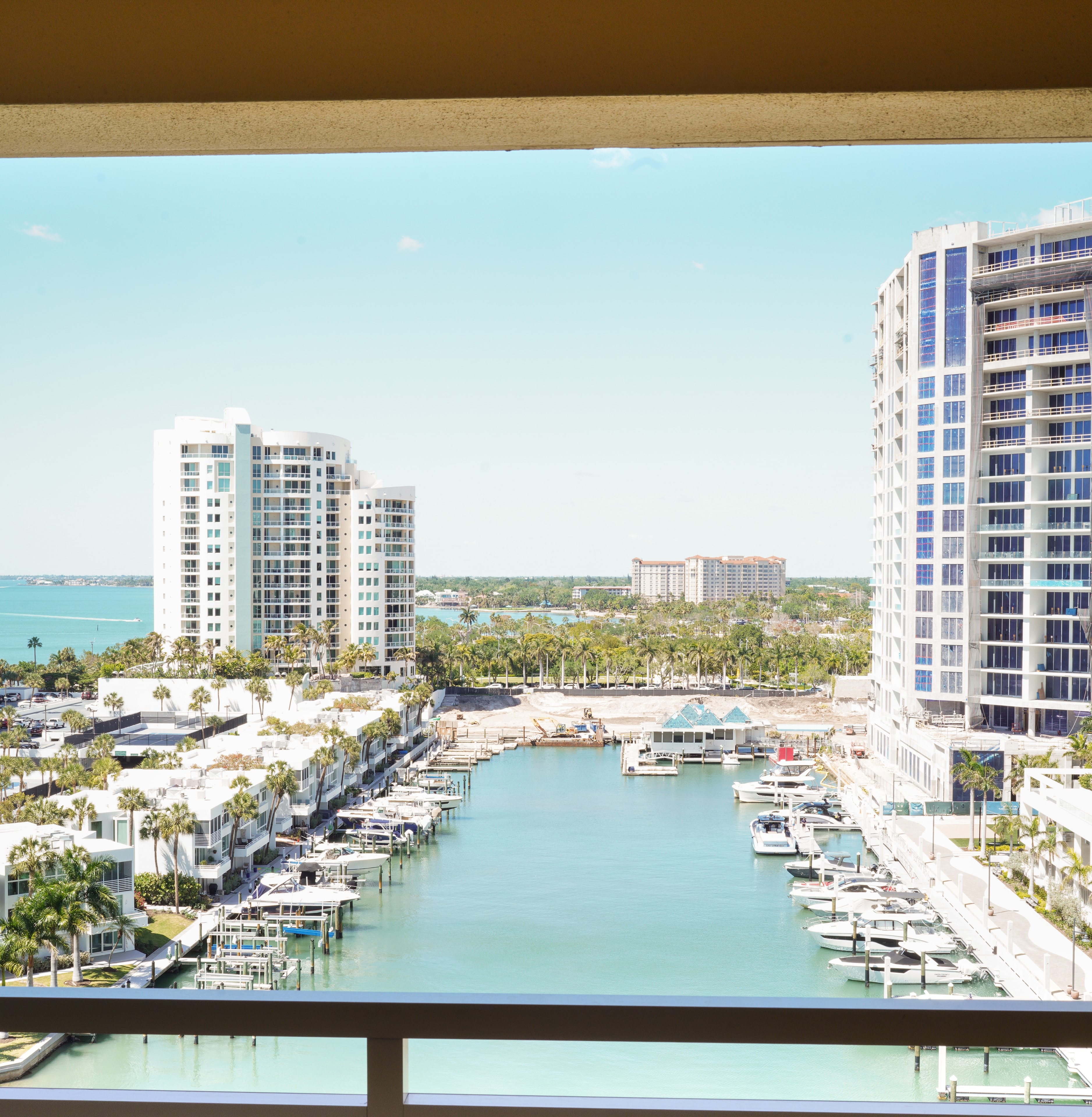 Ritz-Carlton Members Club
